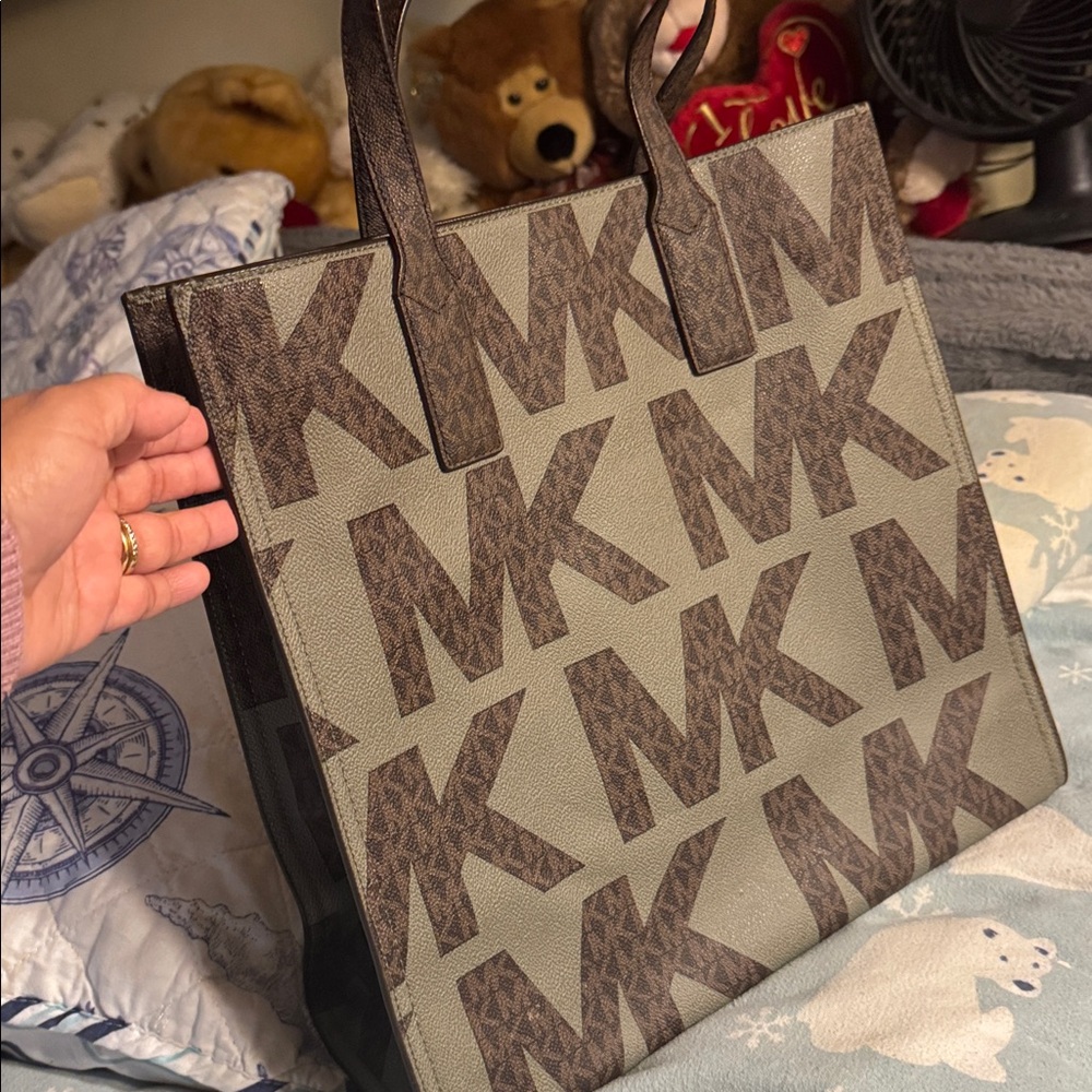 MICHAEL KORS TOTE - Picture 7 of 8